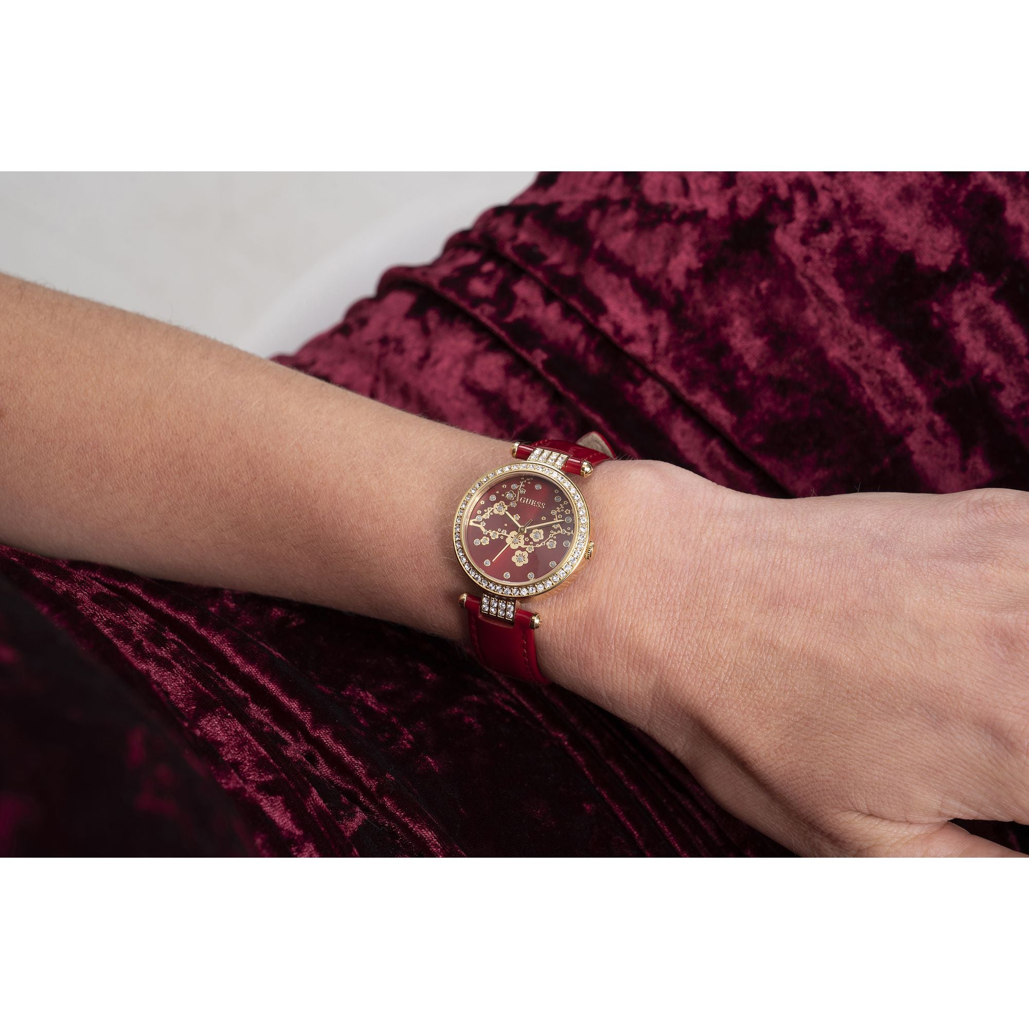 Guess 32 mm Red Dial Women Analog Watch GW0435L1
