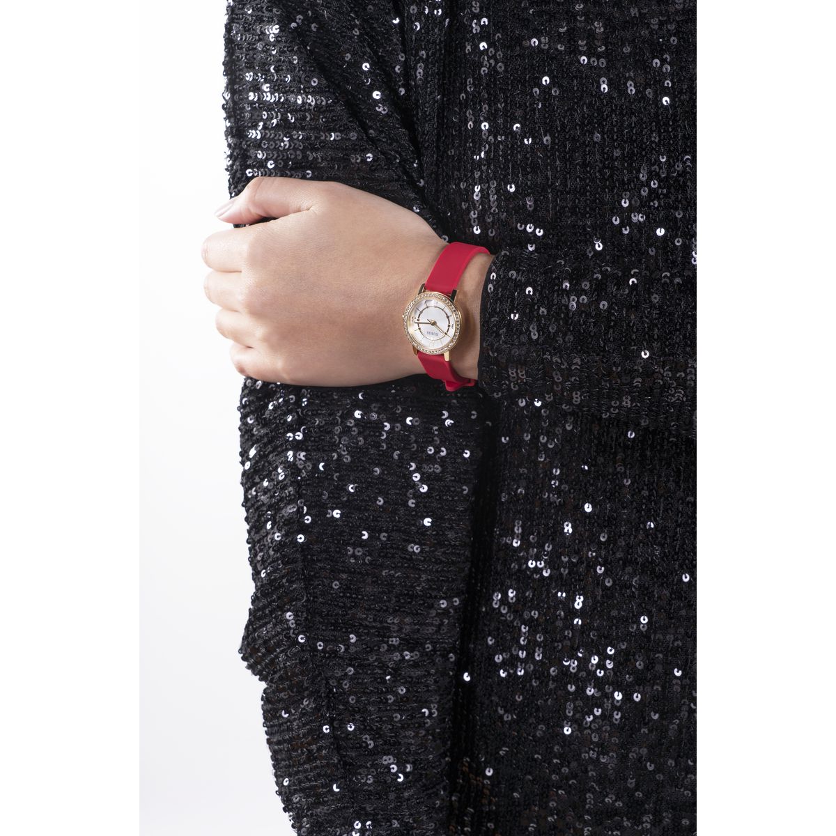 Guess Dress Women 28 mm White Dial Analog Watch GW0469L1