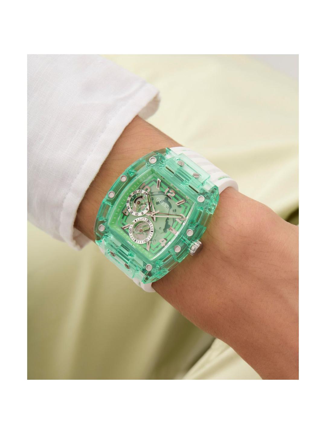 Guess Trend Men 42 mm Green Dial Chrono Watch GW0499G10