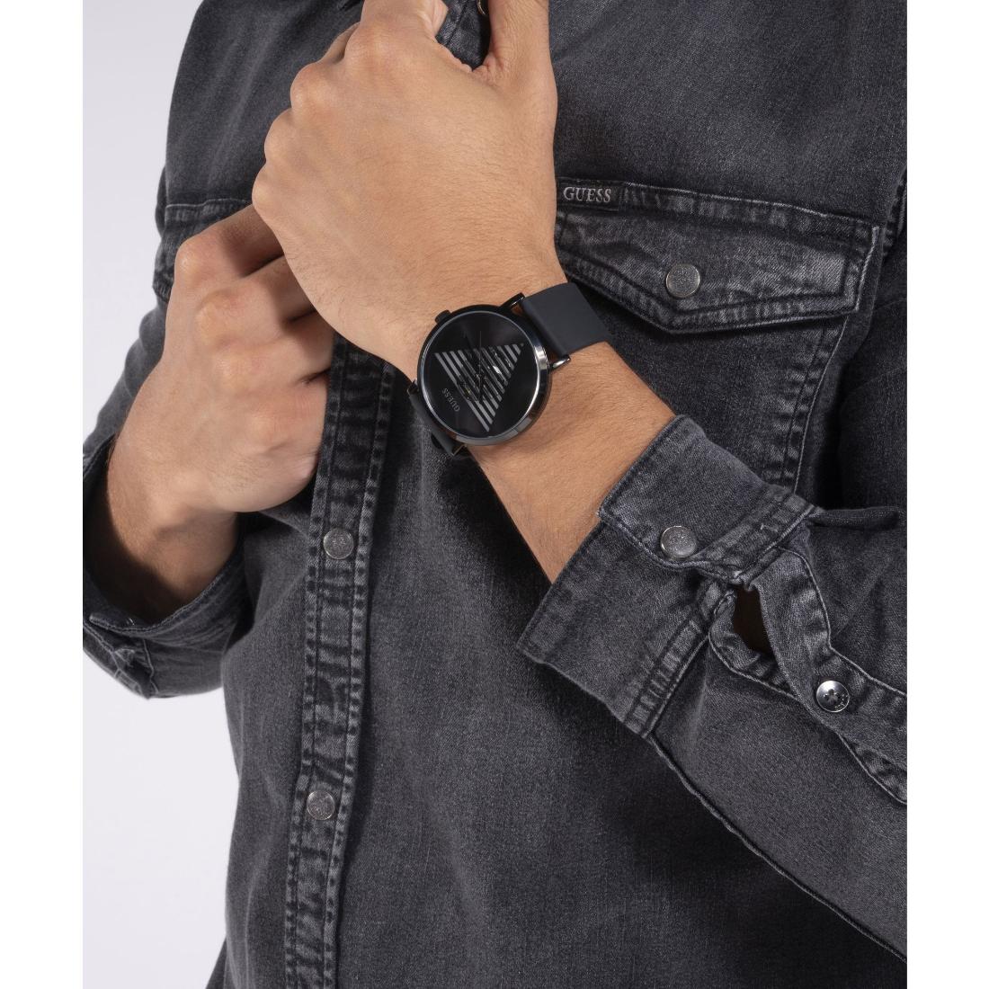 Guess IDOL Men Black Round Dial Analog Watch GW0503G3