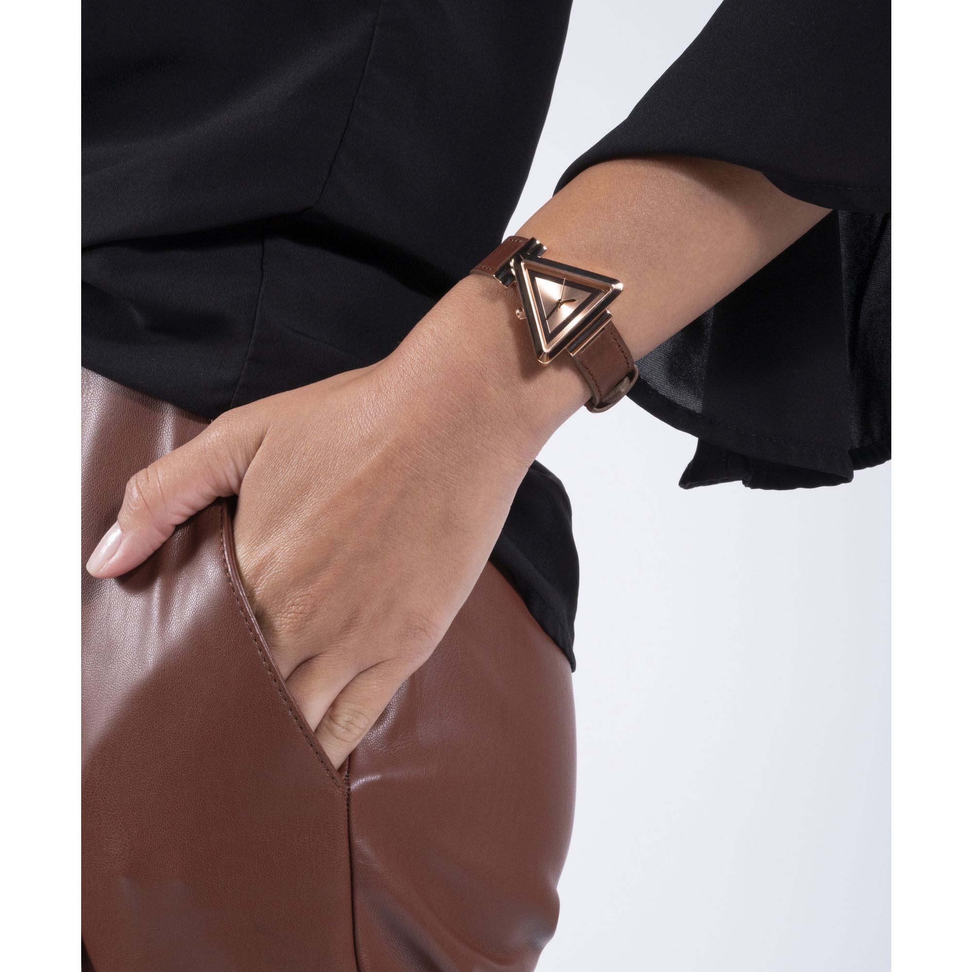 Guess Fame 30 mm Rose Gold Dial Women Analog Watch GW0548L2