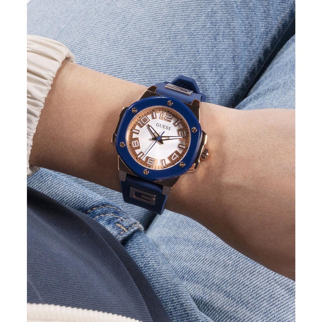 Guess G HYPE Women Blue Round Dial Analog Watch GW0555L4
