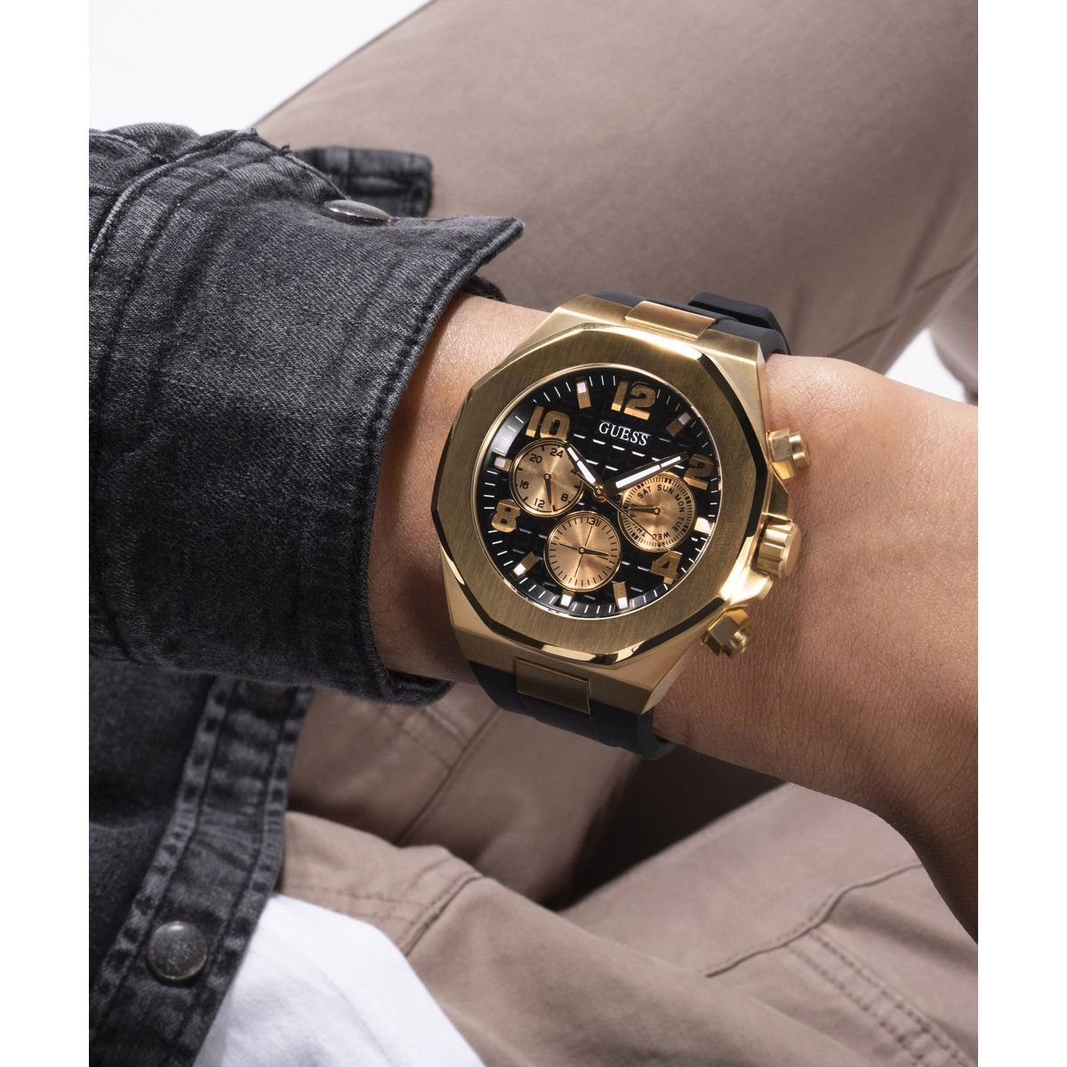 Guess Sport Men 46 mm Black Dial Analog Watch GW0583G2