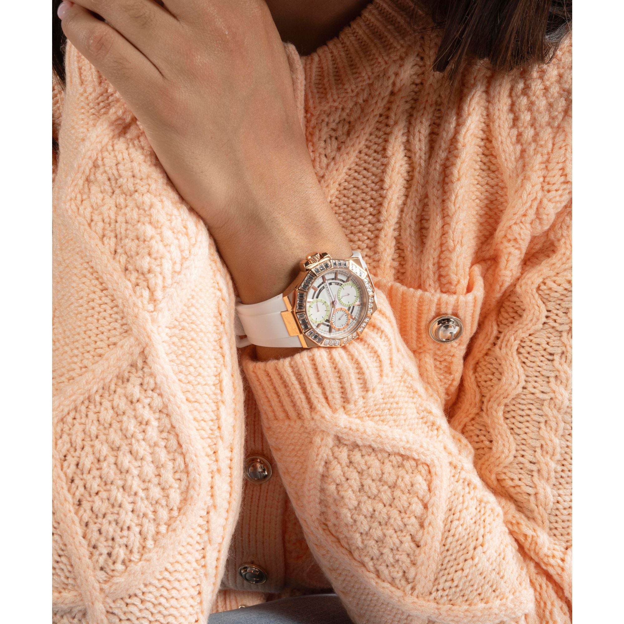 Guess Trend 39 mm White Dial Women Chrono Watch GW0695L3