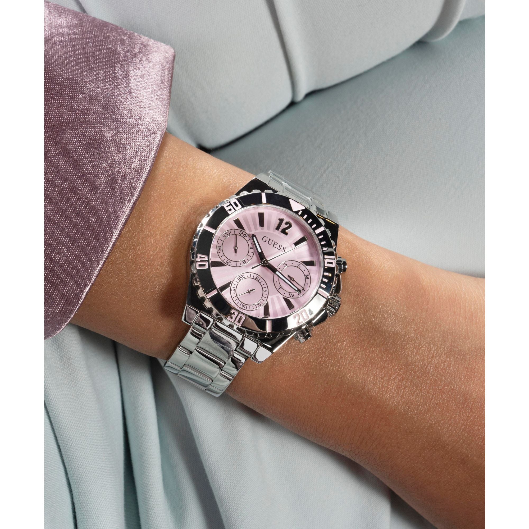 Guess GS Phoebe 38 mm Pink Dial Women Analog Watch GW0696L1