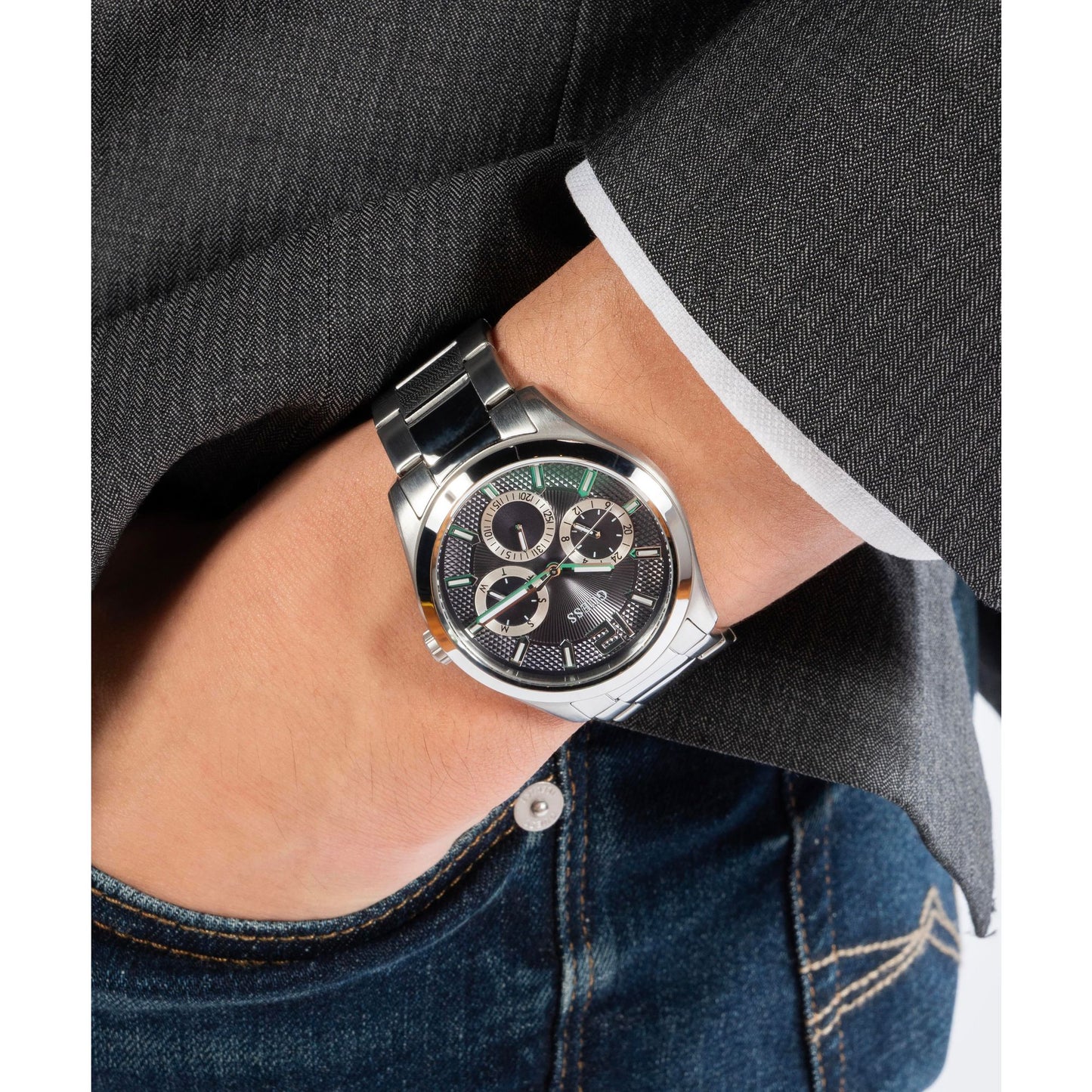 Guess Dress 42 mm Black Dial Men Chrono  Watch- GW0707G1