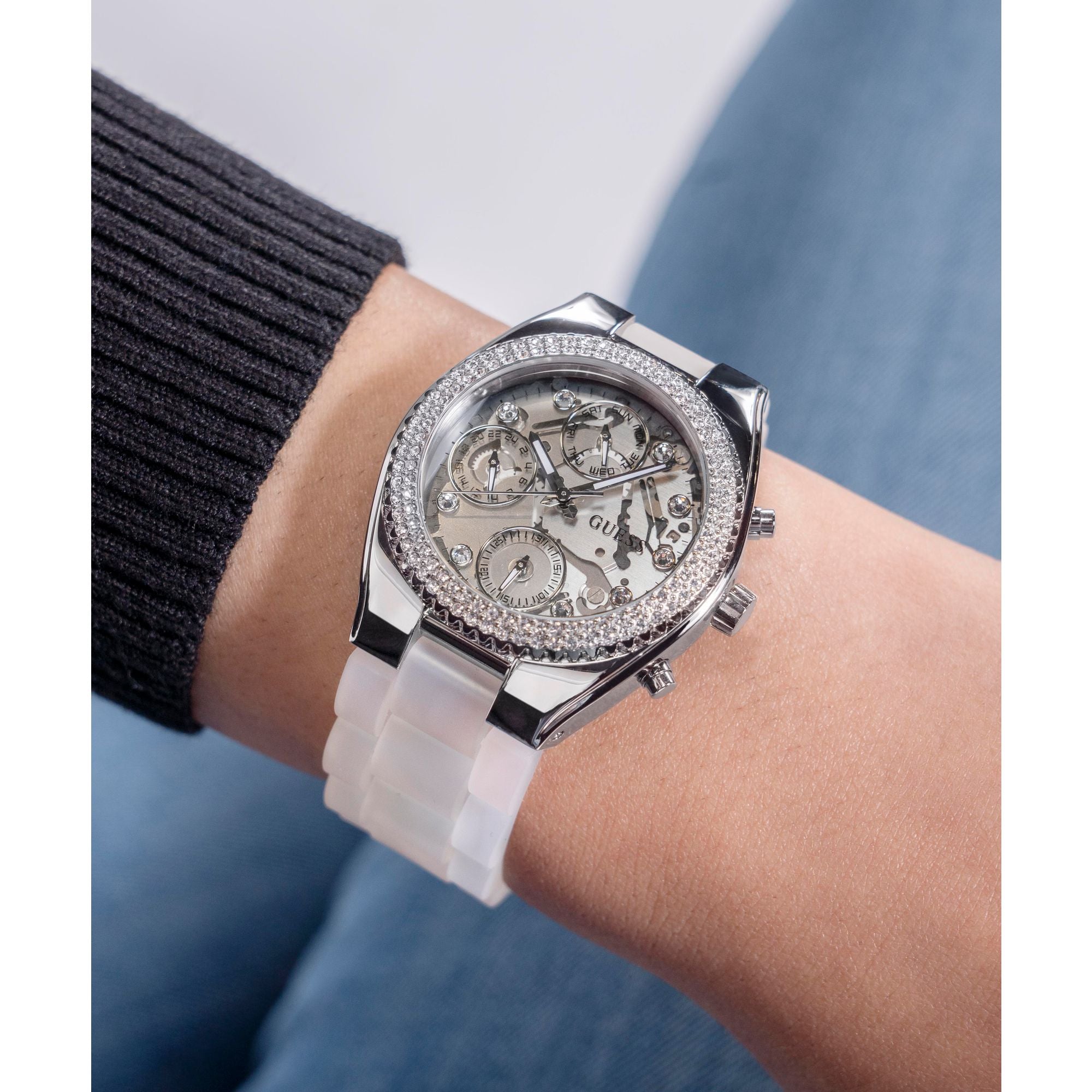 Guess Jelly 37 mm Clear Dial Women Analog Watch GW0773L1