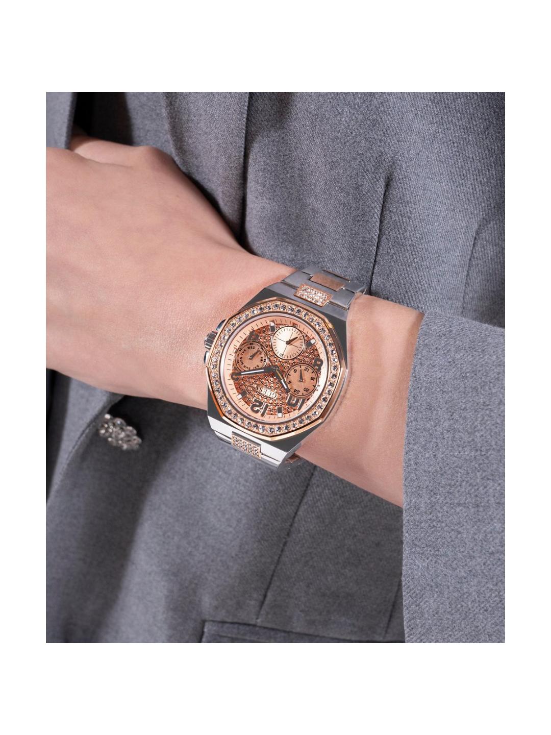 Guess Trend Women 40 mm Rose Gold Dial Chrono Watch GW0777L3