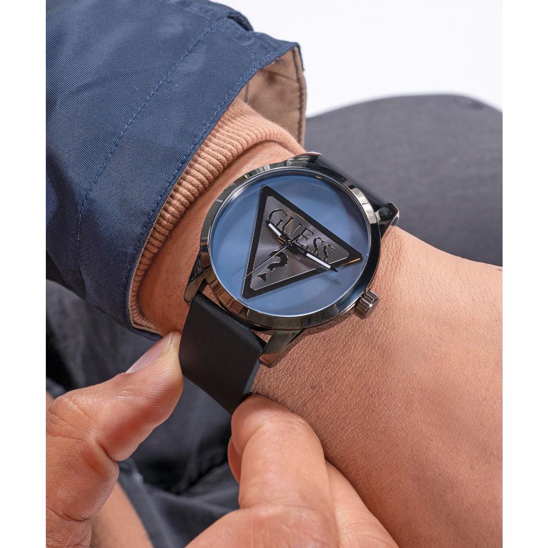 Guess Badge Blue Round Dial Analog Men's Watch GW0781G5
