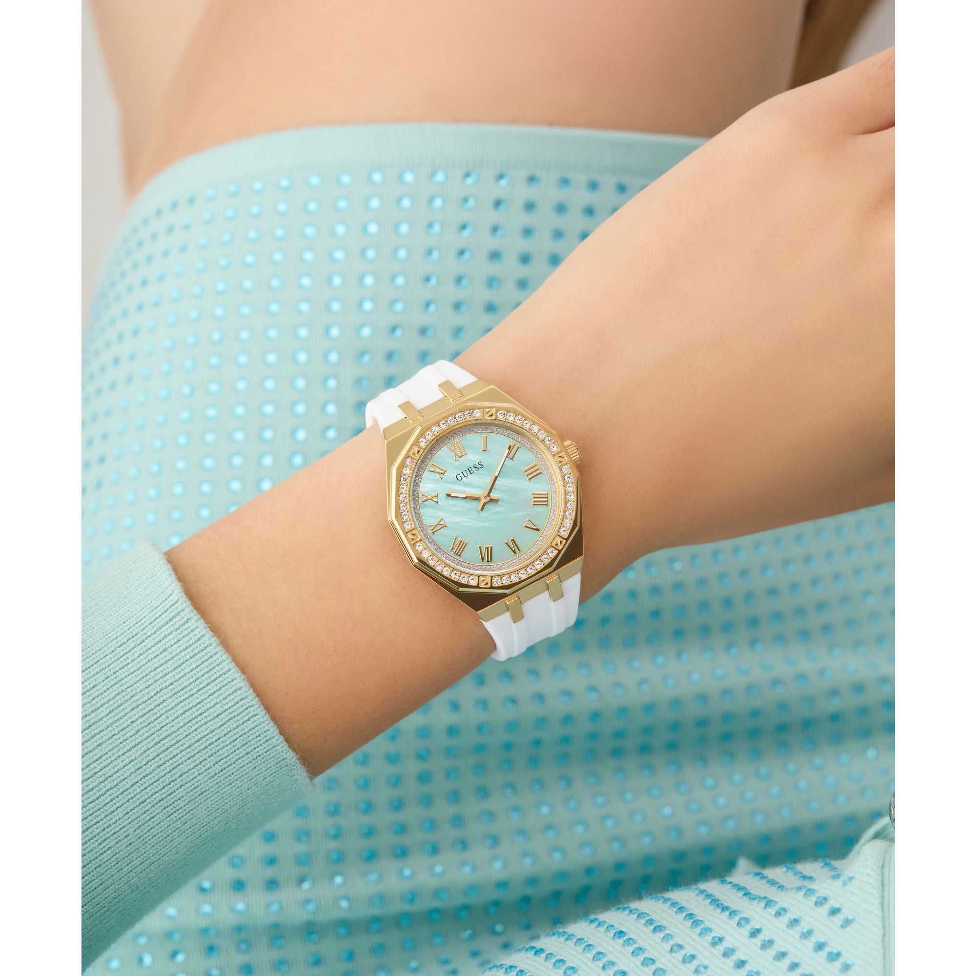 Guess Dress 36 mm Green Dial Women Analog Watch GW0872L1