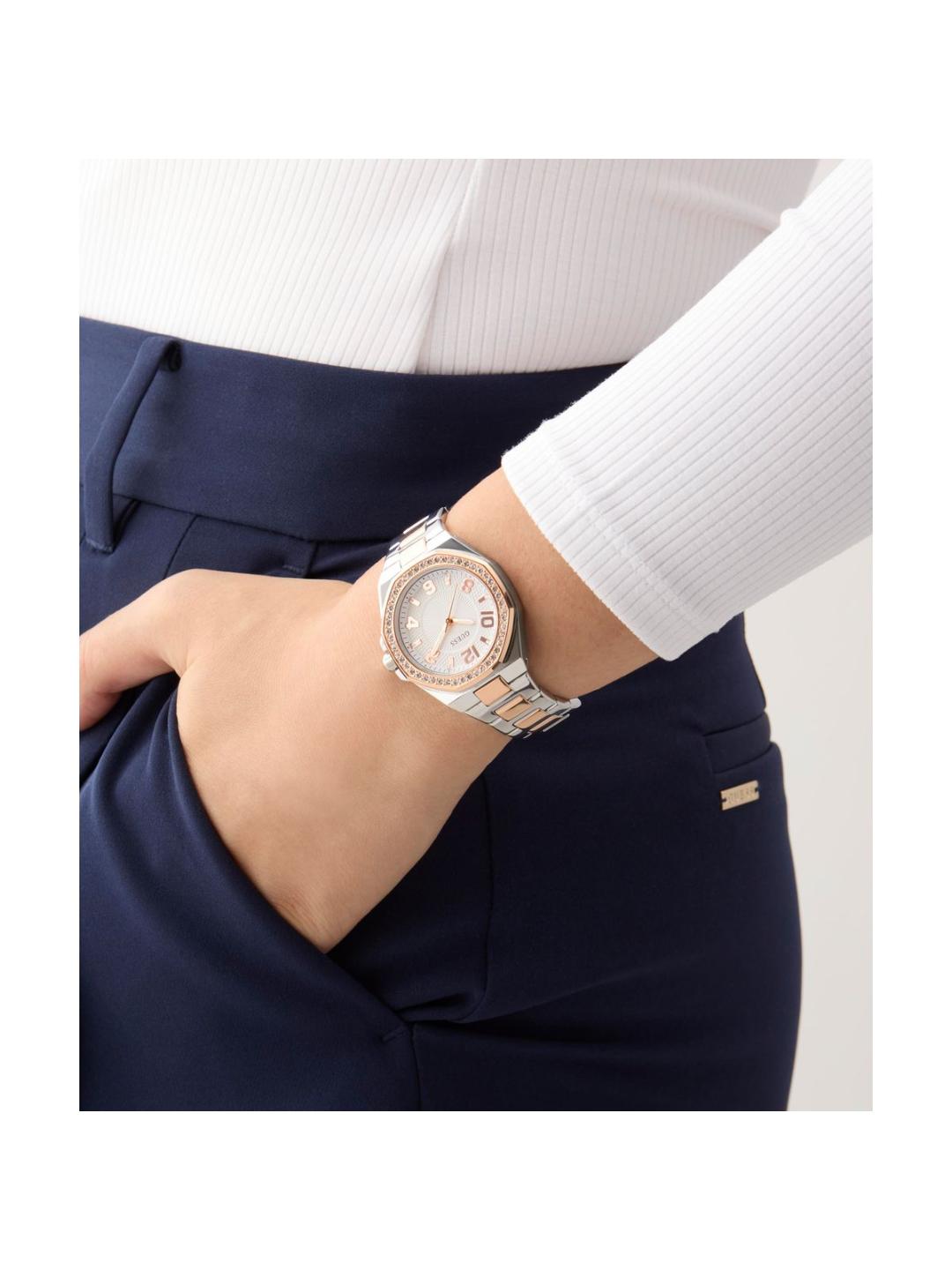 Guess Sport Women 34 mm White Dial Analog Watch GW0877L5
