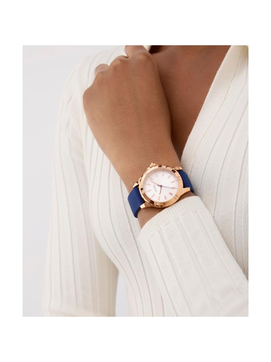 Guess Sport Women 35 mm White Dial Analog Watch GW0949L3