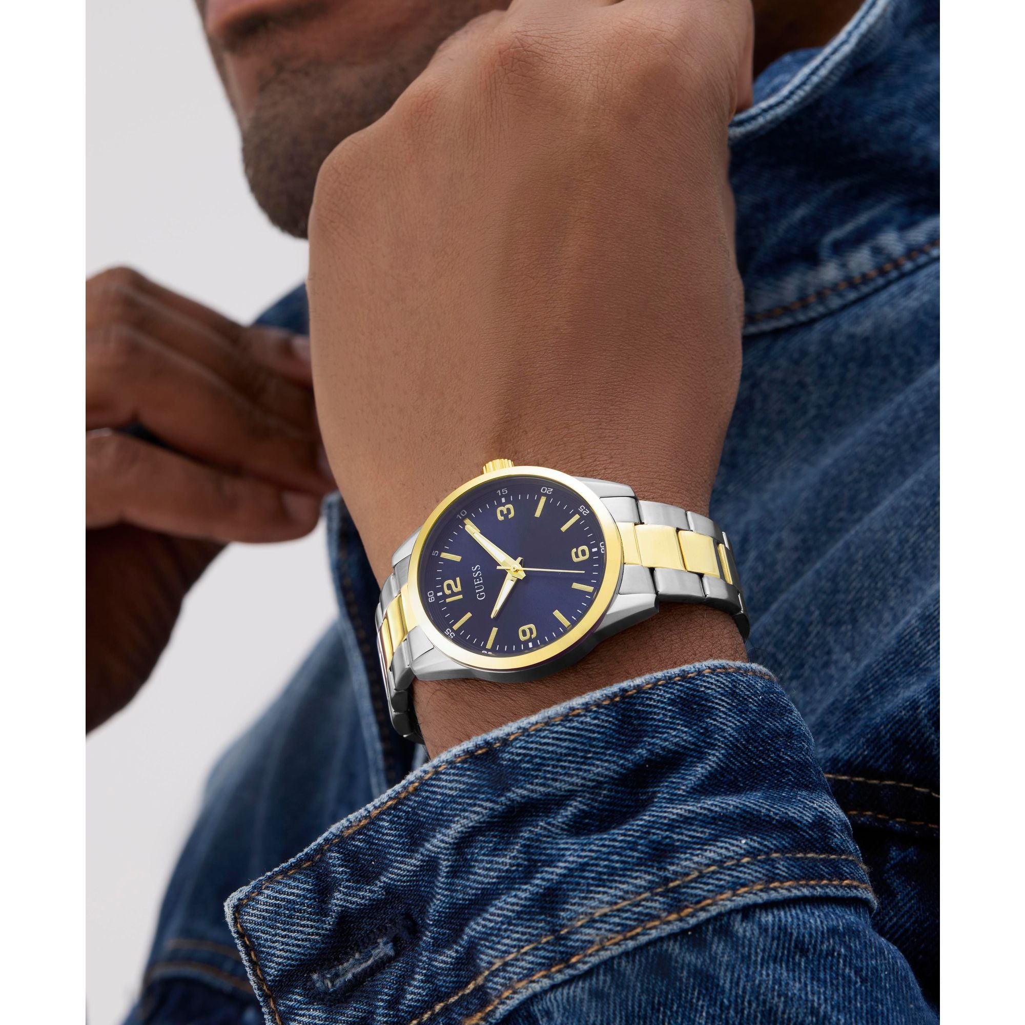 Guess Sport 40 mm Blue Dial Men Analog Watch GW0965G4