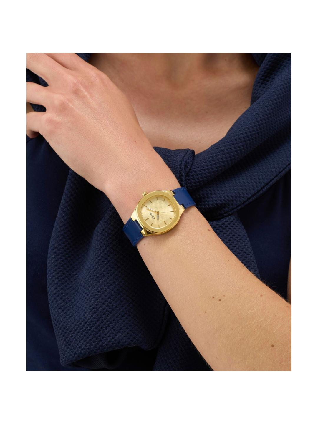 Guess Dress Women 32 mm Gold Dial Analog Watch GW0996L2