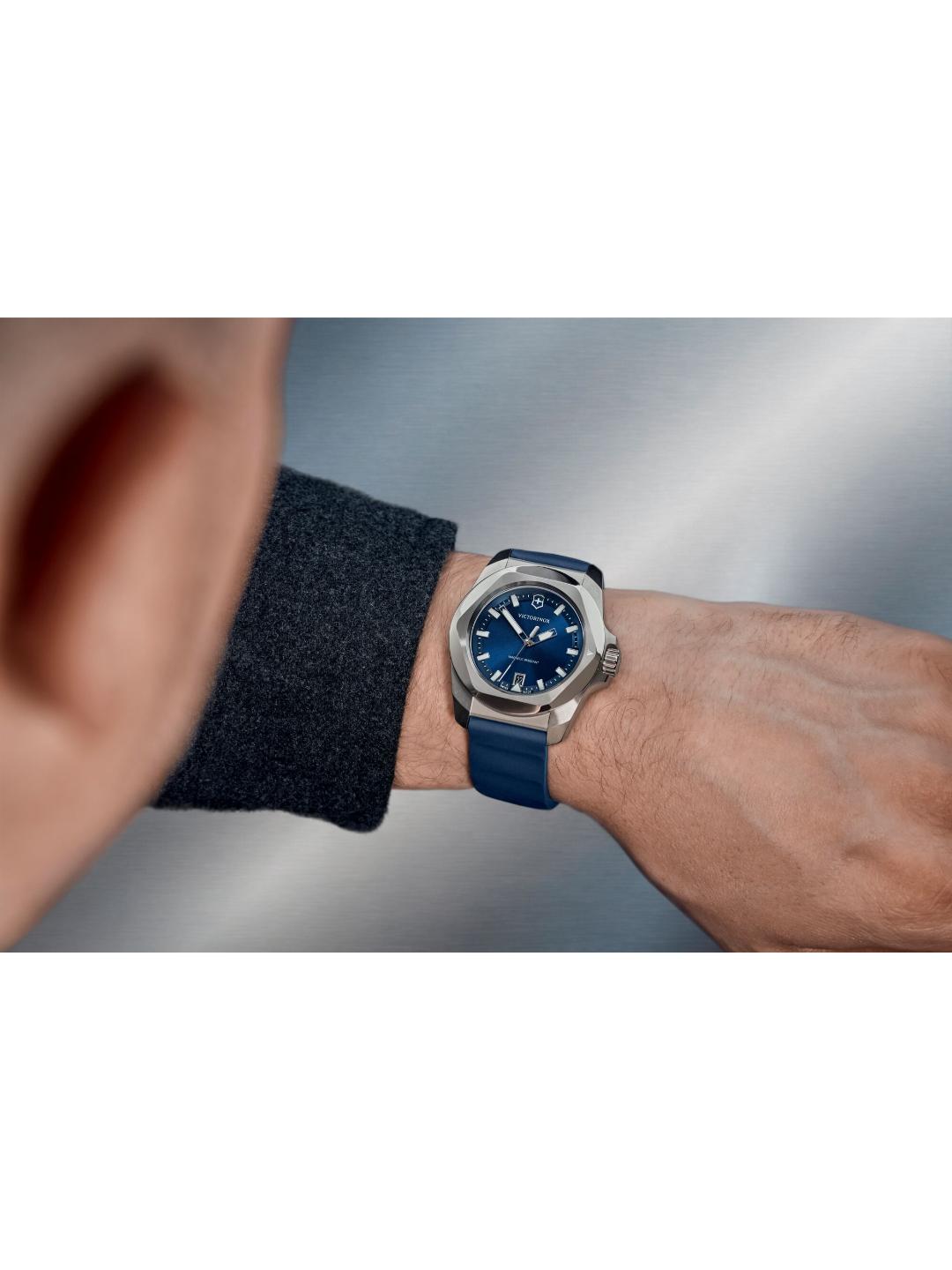Victorinox I.N.O.X. Men 41 mm Blue Dial Analog Watch 242084