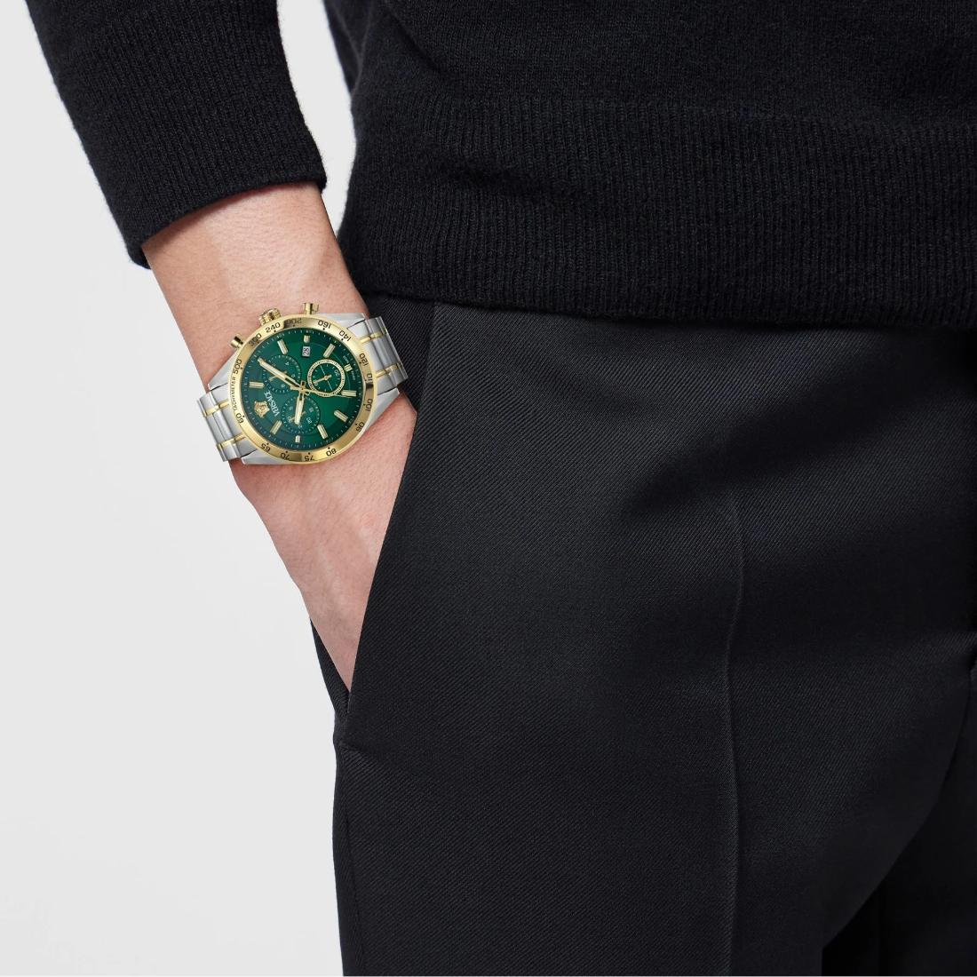 Versace V Code Chrono 41 mm Green Dial Men Watch VE0CA0324