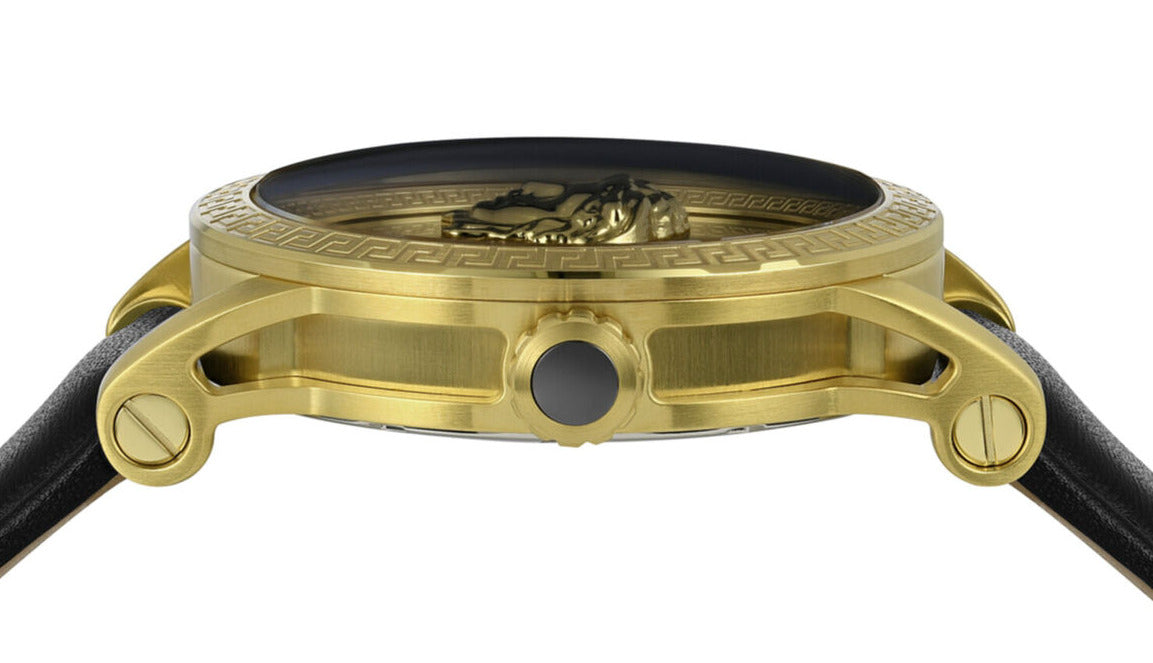Versace 43 mm Black Dial Analog Men Watch VERD01320