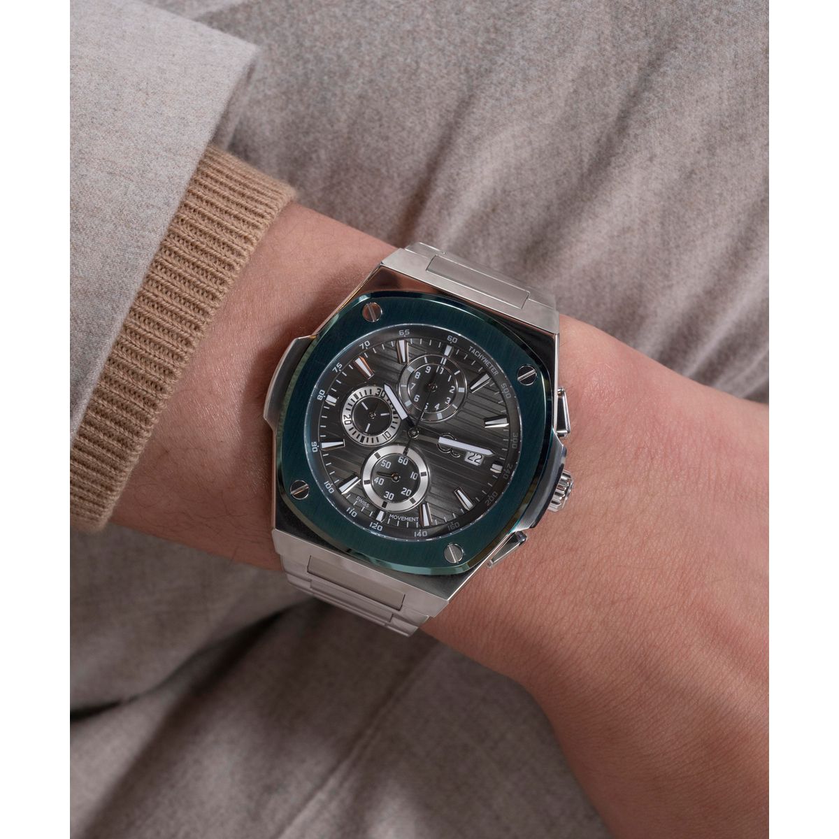 Guess Collection Sportchic Men 44 mm Grey Dial Chronograph Watch Y99022G5MF