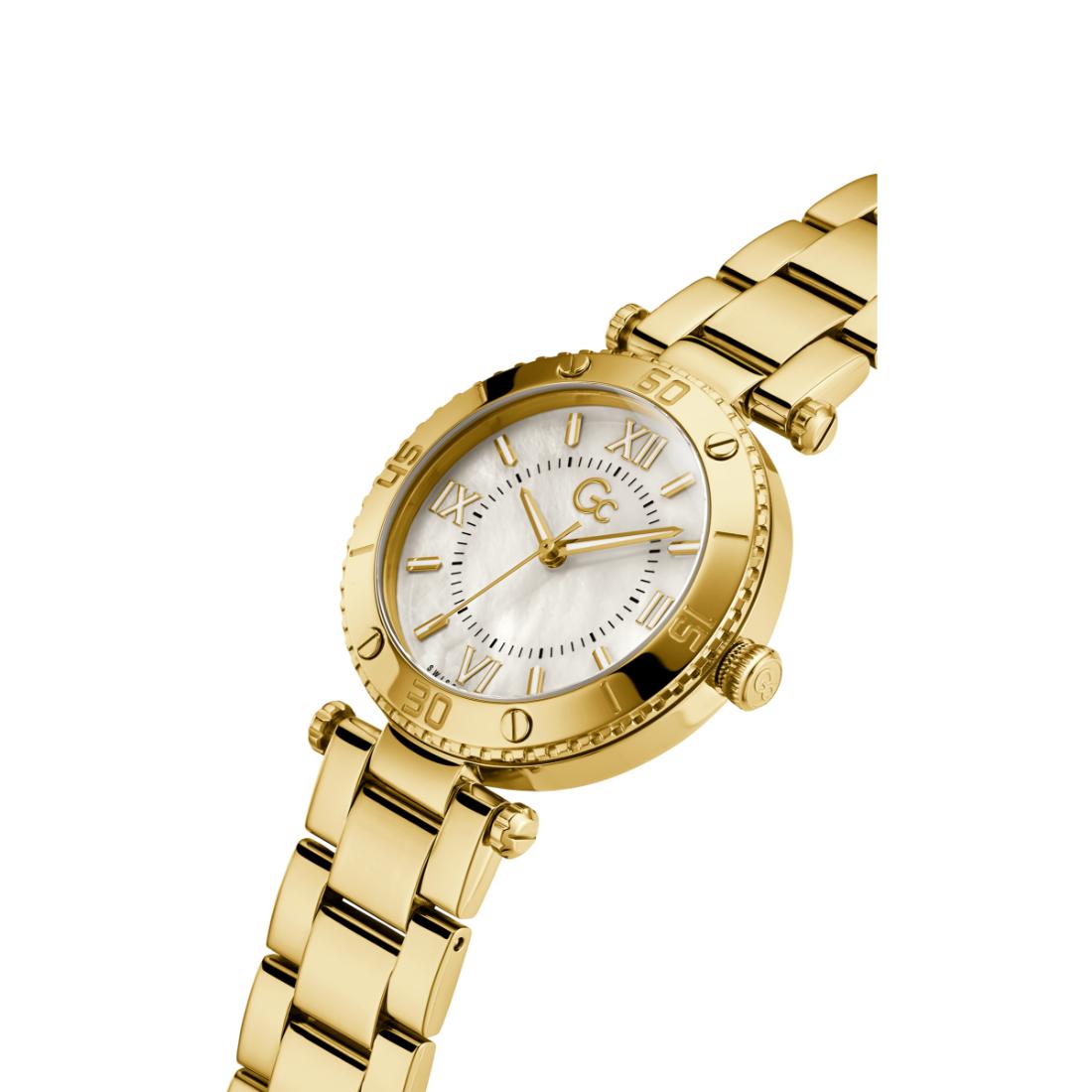 Guess Collection Women 34 mm Size White Dial Quartz Analog Watch Z05003L1MF