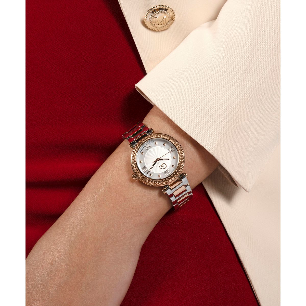 Guess Collection Sportchic Women 34 mm White Dial Analog Watch Z41002L1MF